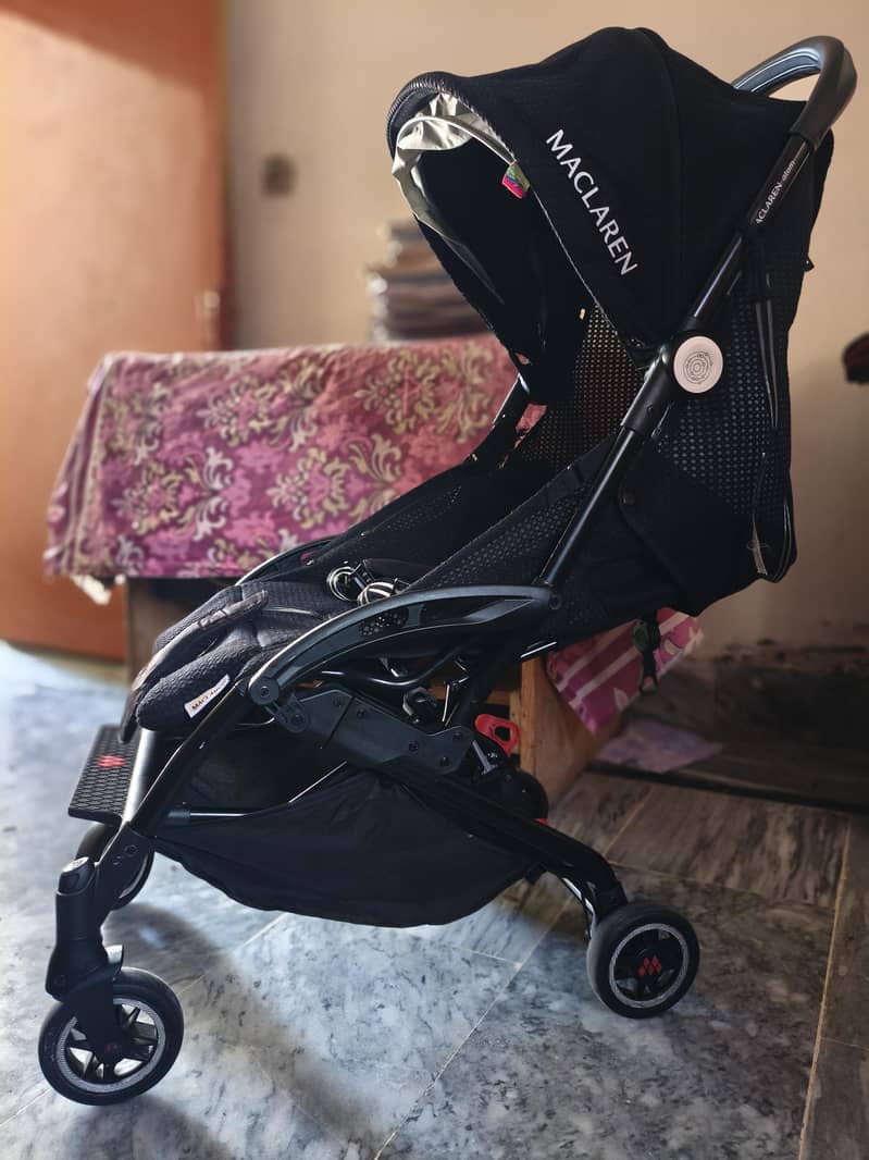 Branded pram Maclarean 7