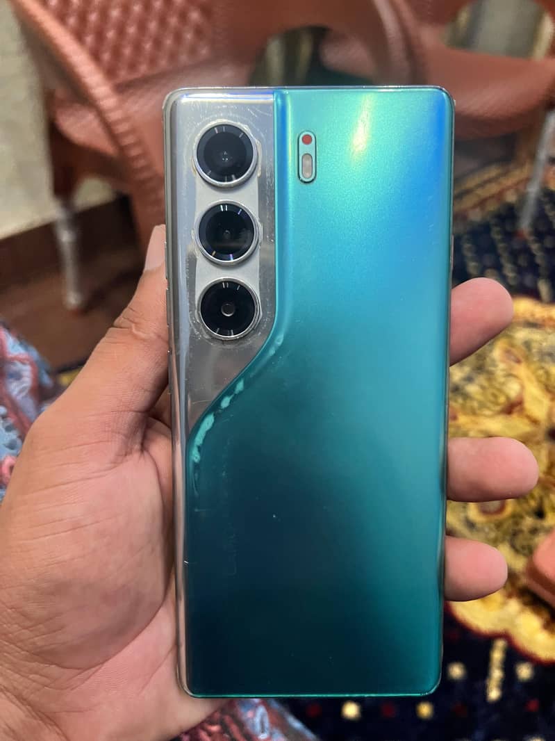 Tecno CAMON 40 Pro 2