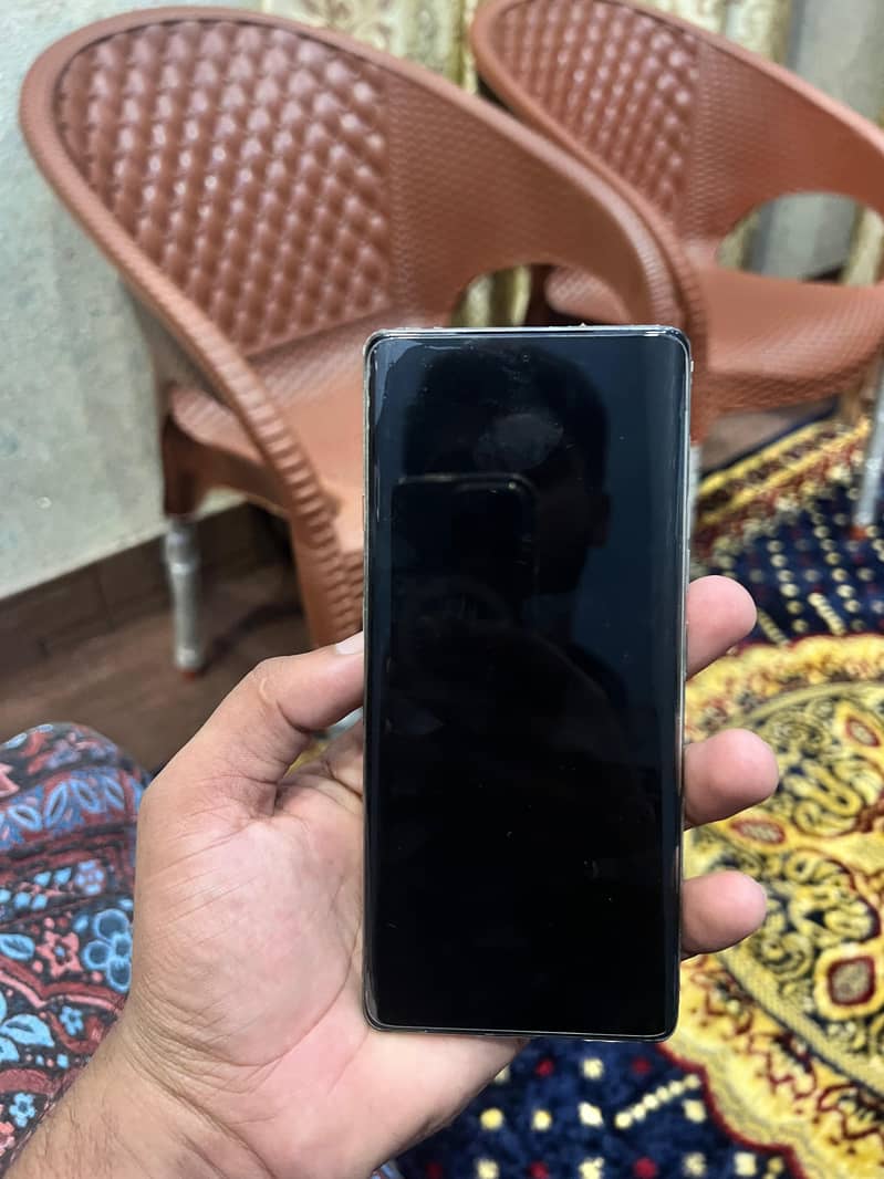 Tecno CAMON 40 Pro 6