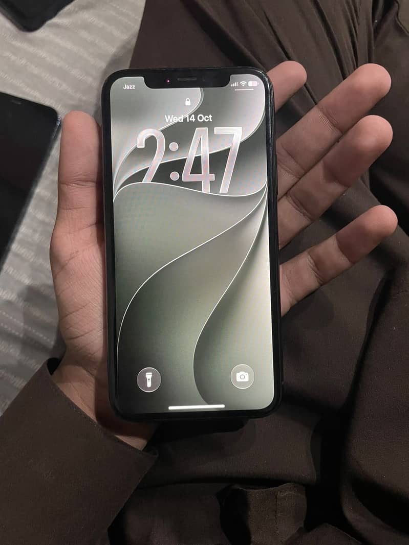 Apple iPhone 11 Pro 0