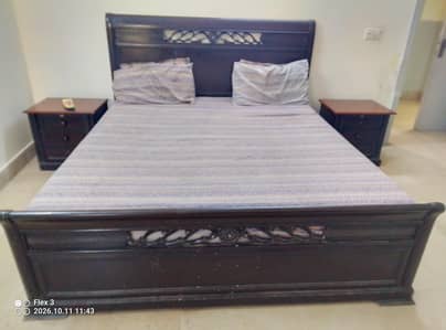 Bed Room Furniture Solid Wood
