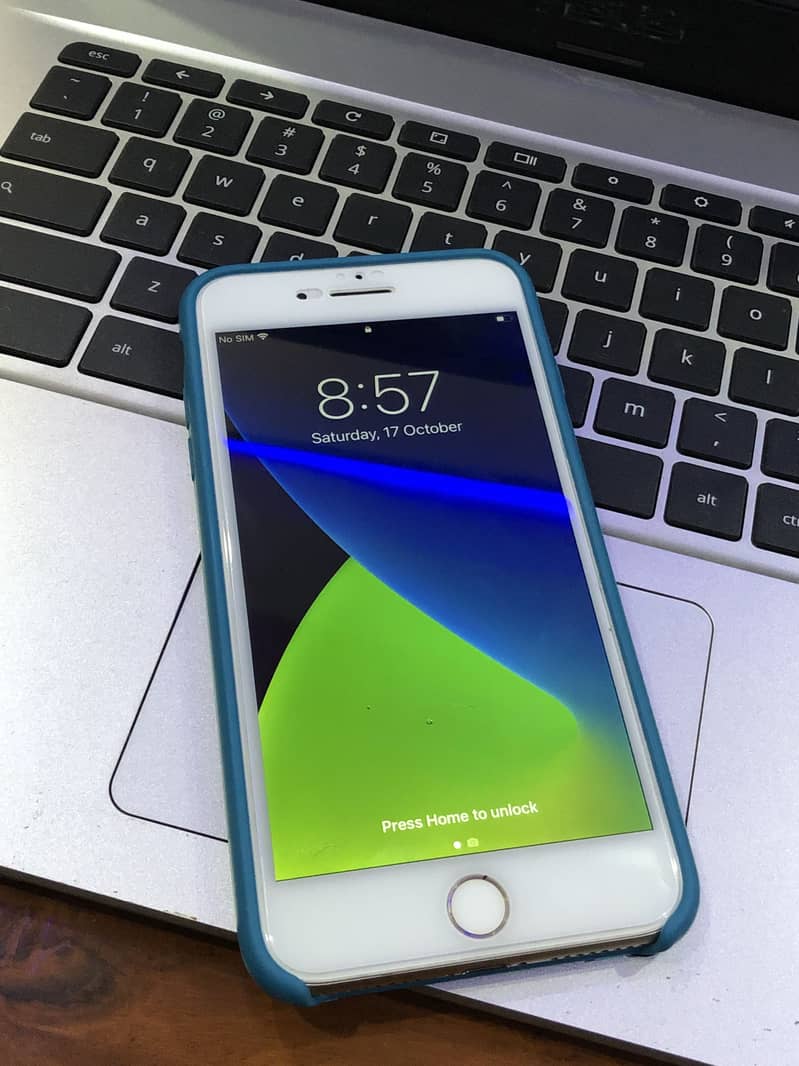 Apple iPhone 7 Plus 0