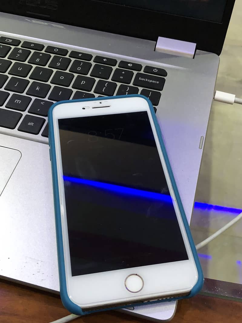 Apple iPhone 7 Plus 3