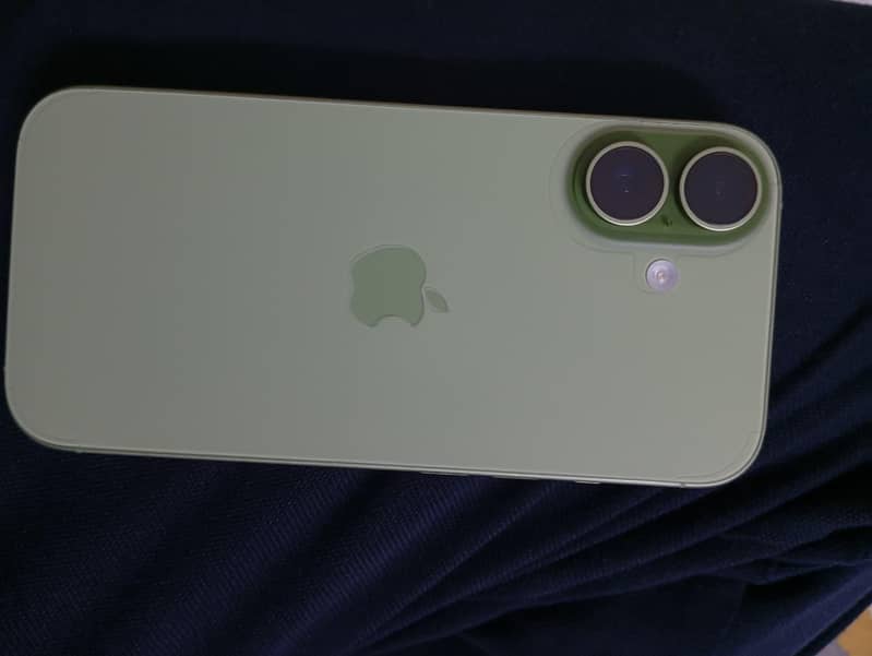 Apple iPhone 17 0