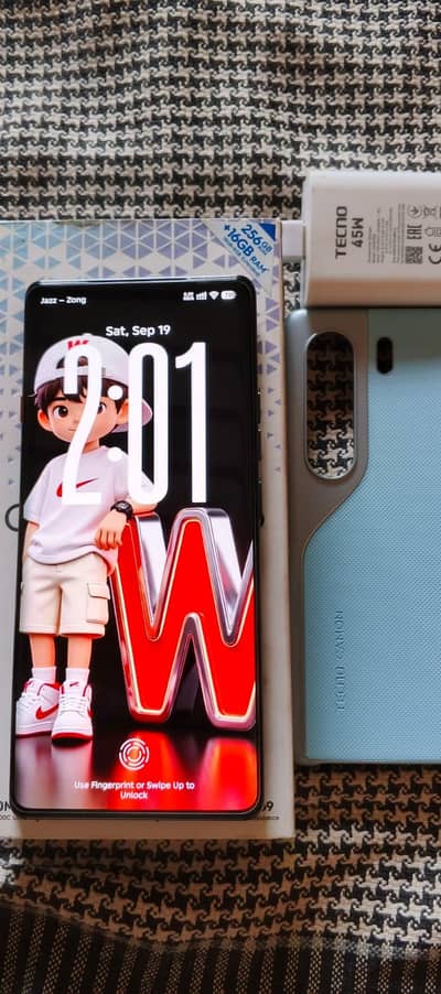 Tecno CAMON 40 Pro