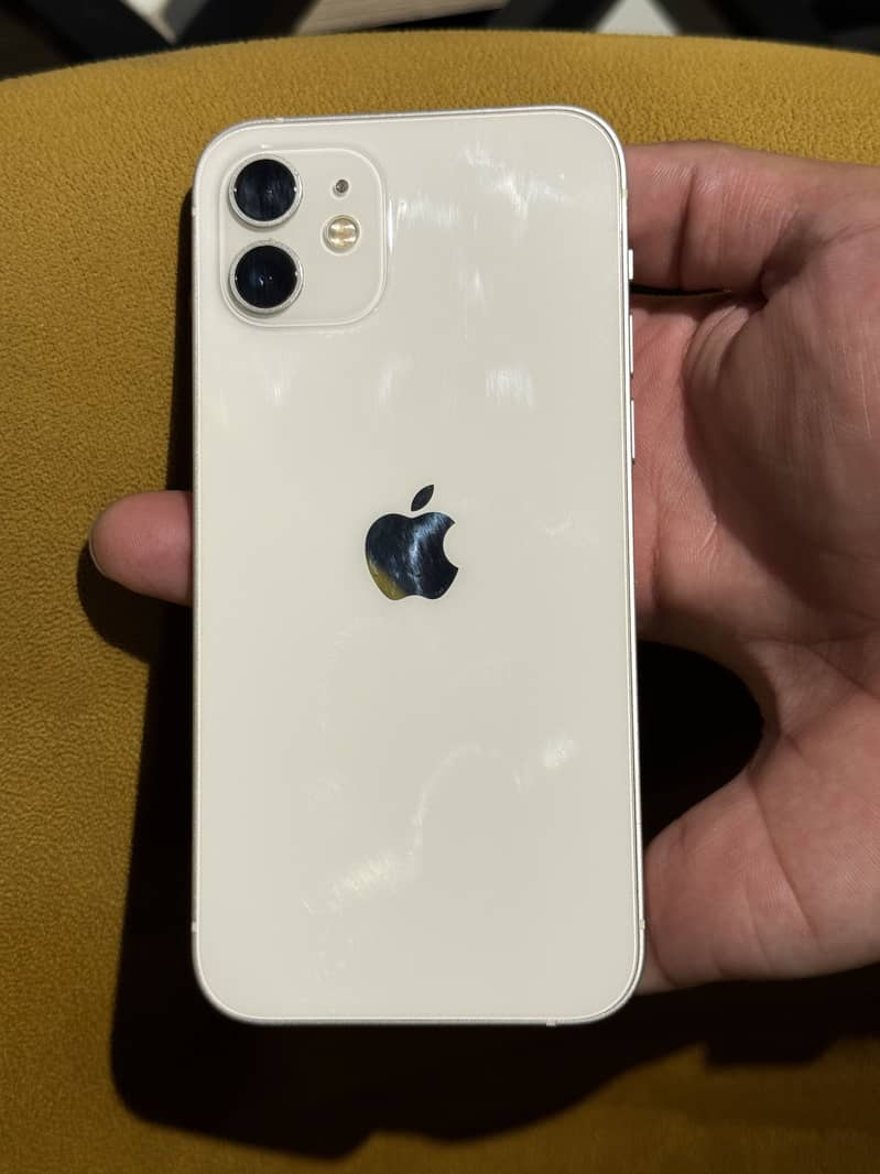 Apple iPhone 12 0