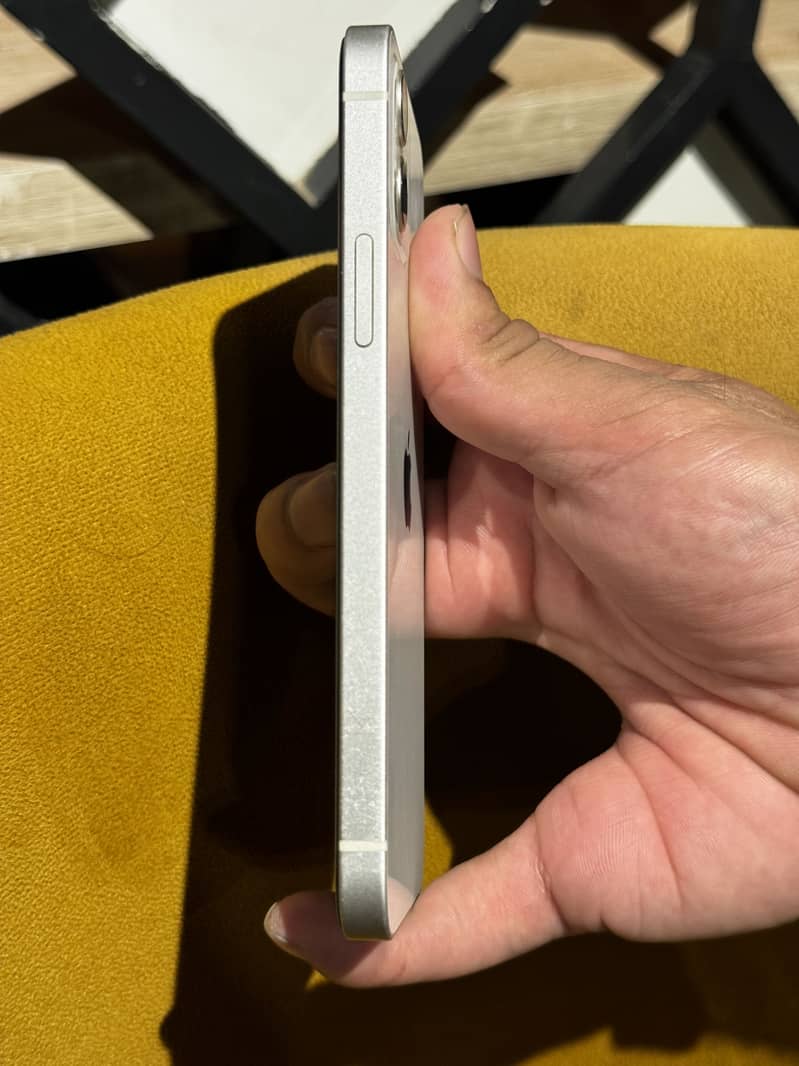 Apple iPhone 12 3