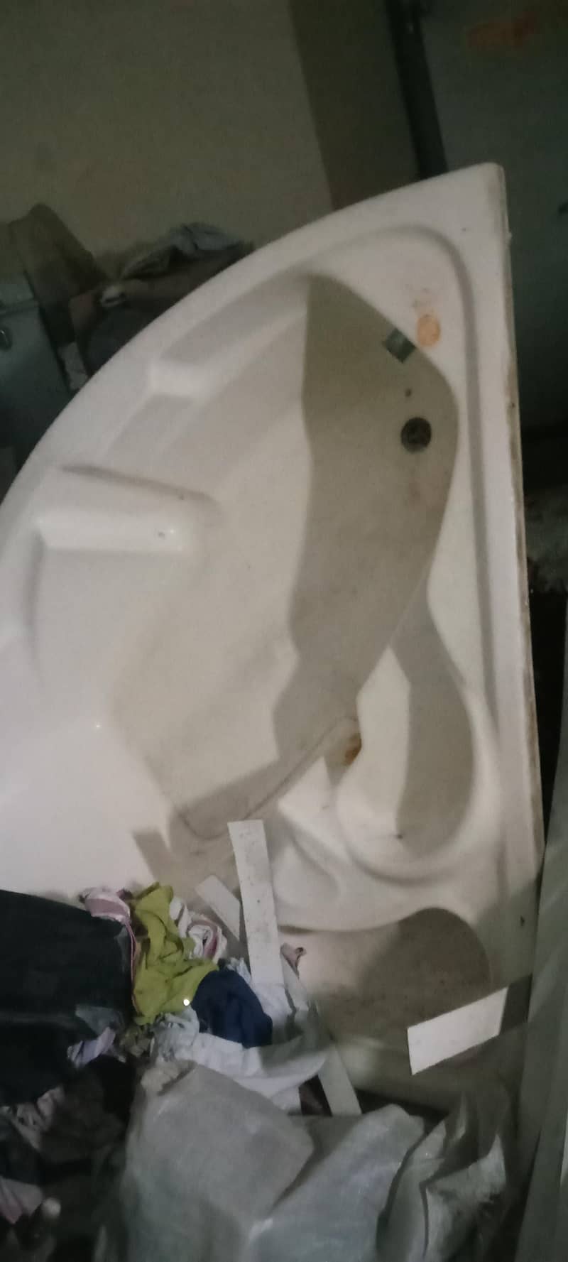 bath tub 3