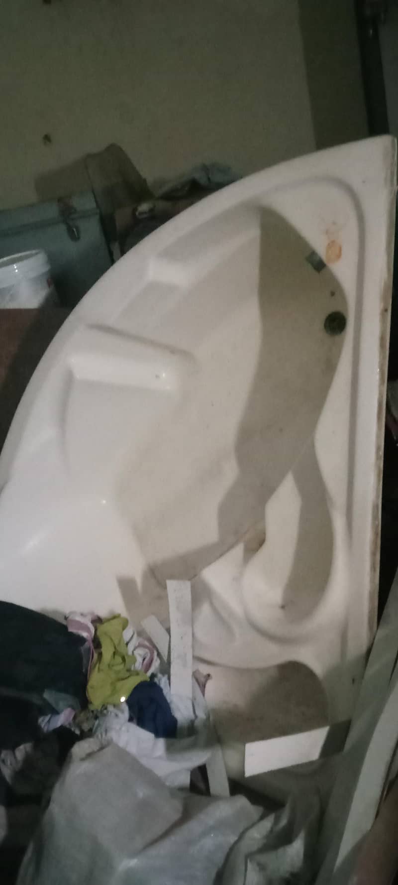 bath tub 4