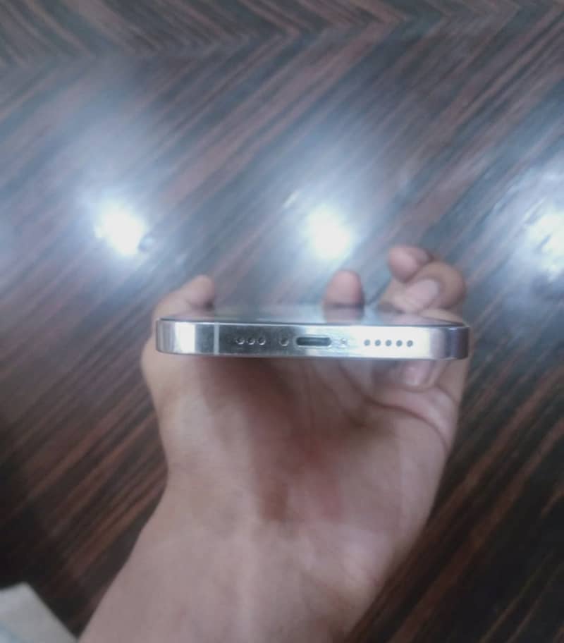 Apple iPhone 12 Pro 2