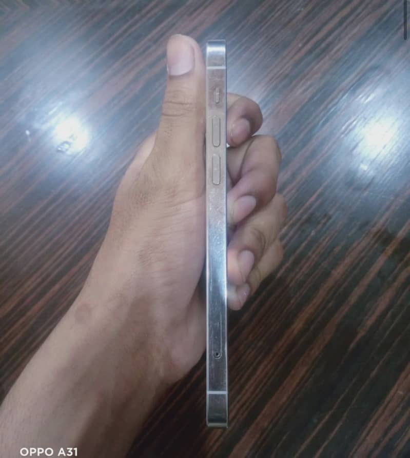 Apple iPhone 12 Pro 8