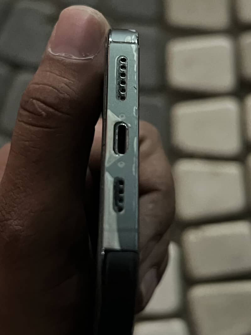 Apple iPhone 13 Pro Max 7