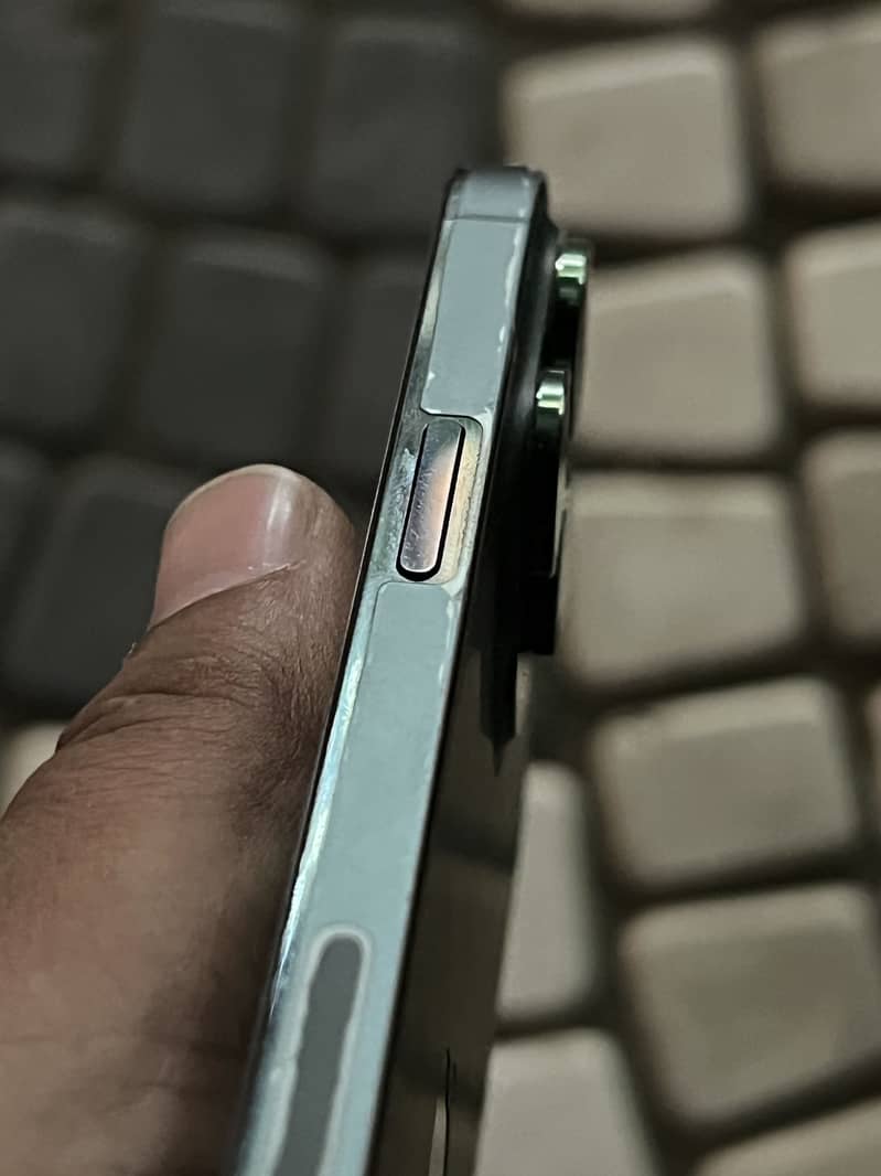 Apple iPhone 13 Pro Max 8