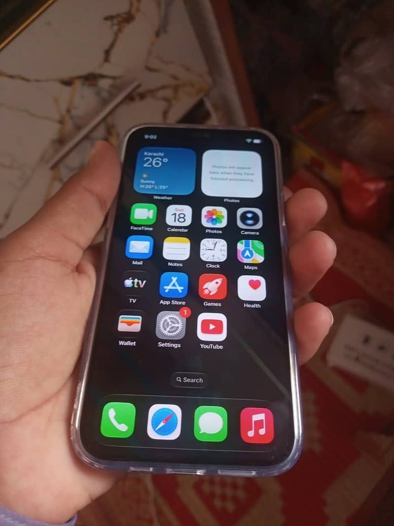 Apple iPhone 12 0