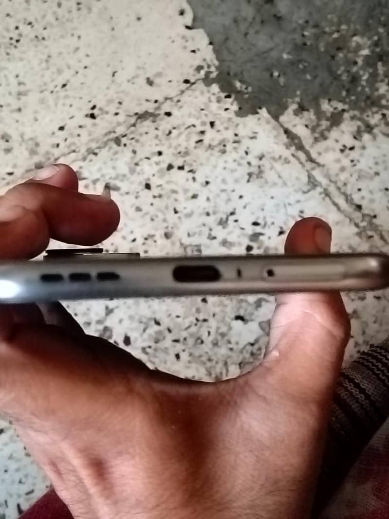 TECNO SPARK 40 PRO PLUS 4