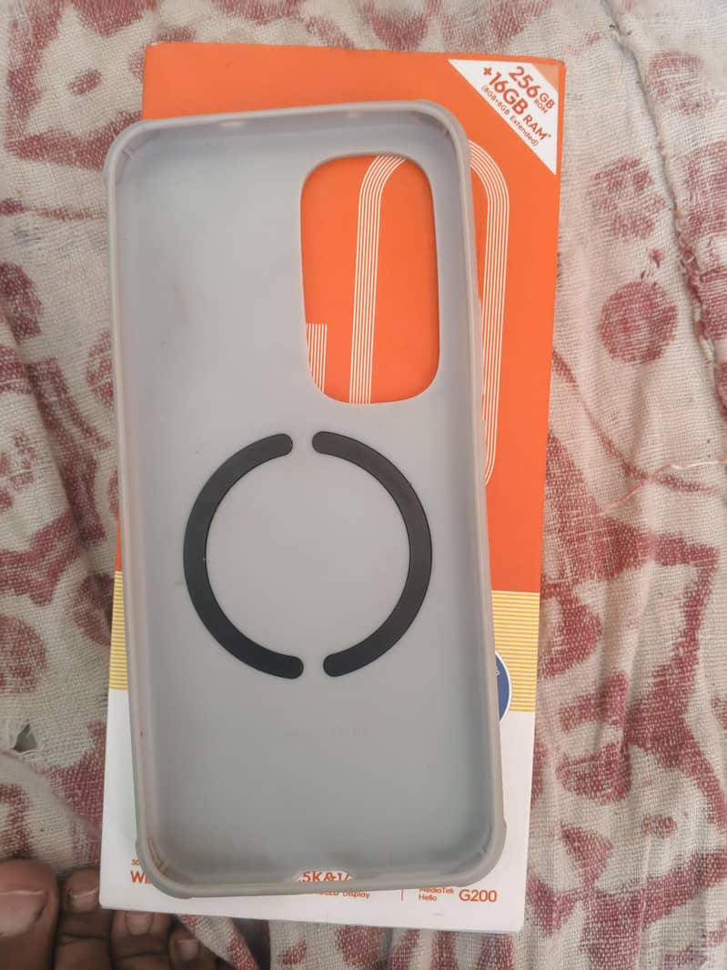 TECNO SPARK 40 PRO PLUS 8