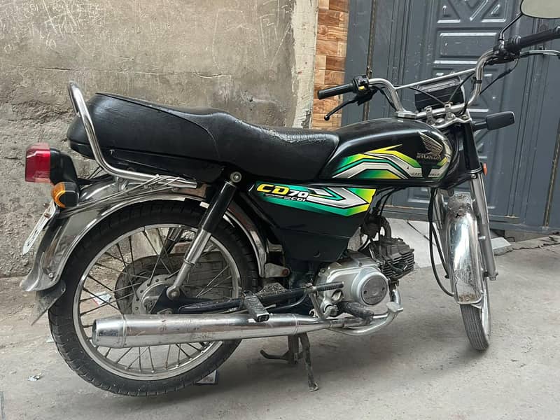 CD 70 2023 model First Hand 0