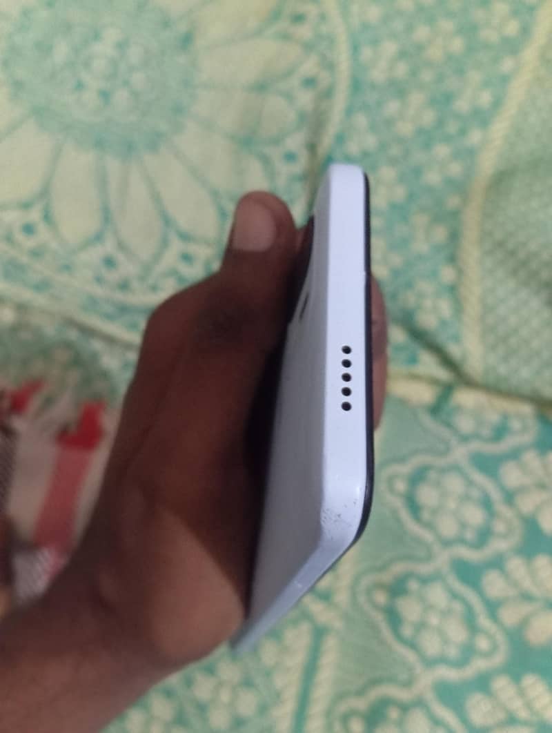 Xiaomi Redmi A2 Plus 3