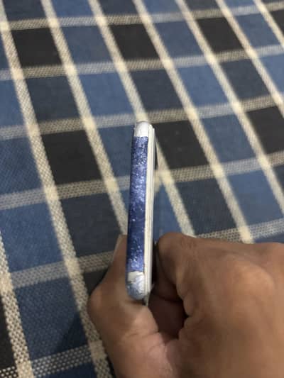 Apple iPhone 7