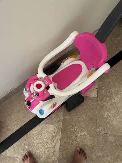 Kids car for sale in good condition