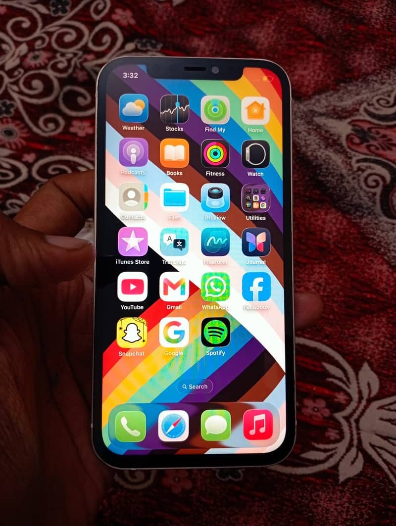 Apple iPhone 12 0