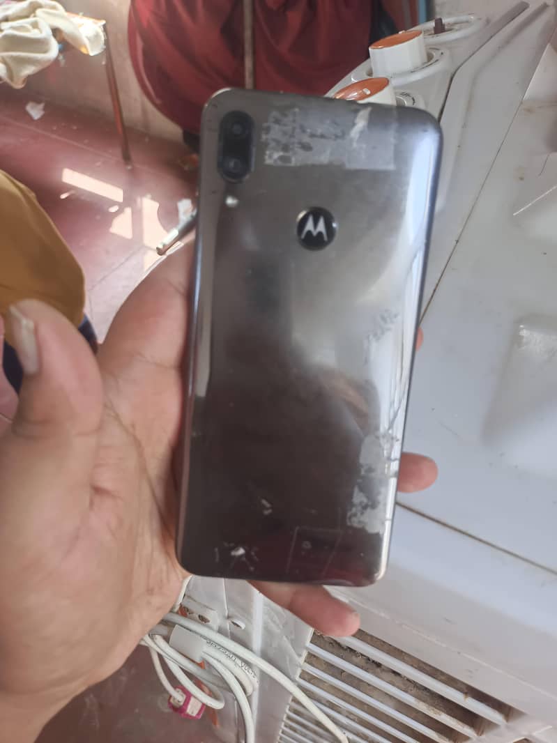 Motorola Moto E6 Plus 1