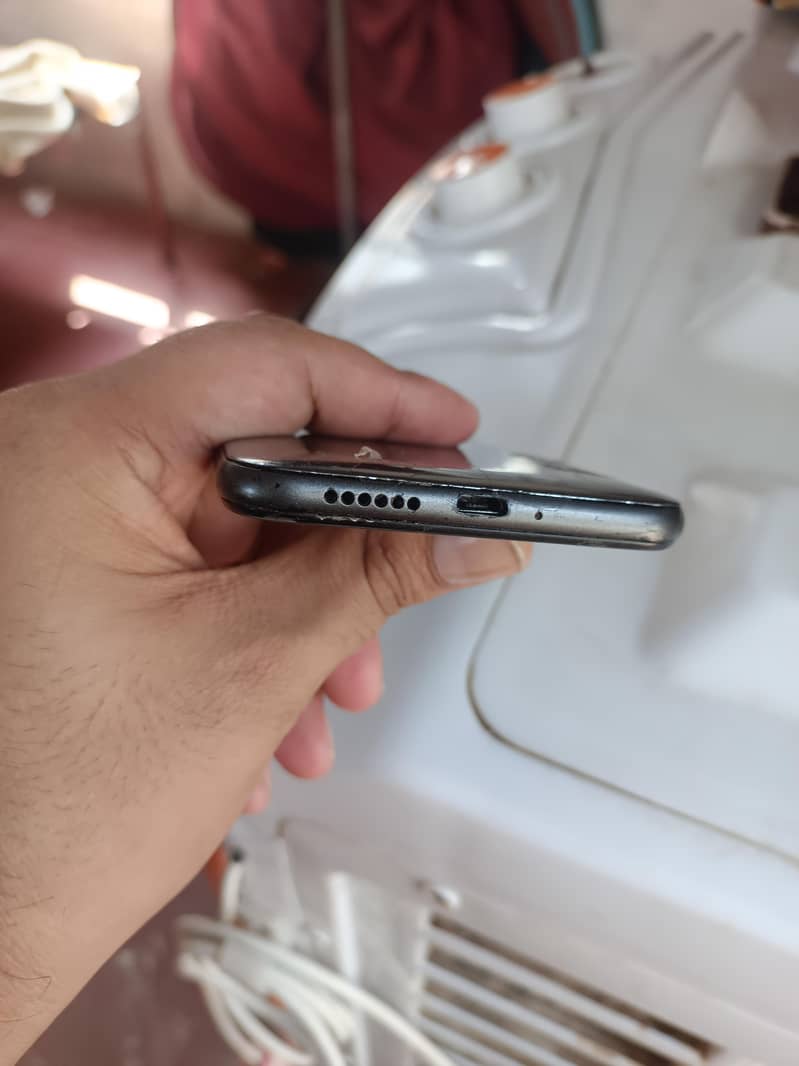 Motorola Moto E6 Plus 2