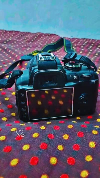 Brand] [Model] Digital Camera in Low Price / Urgent Sale