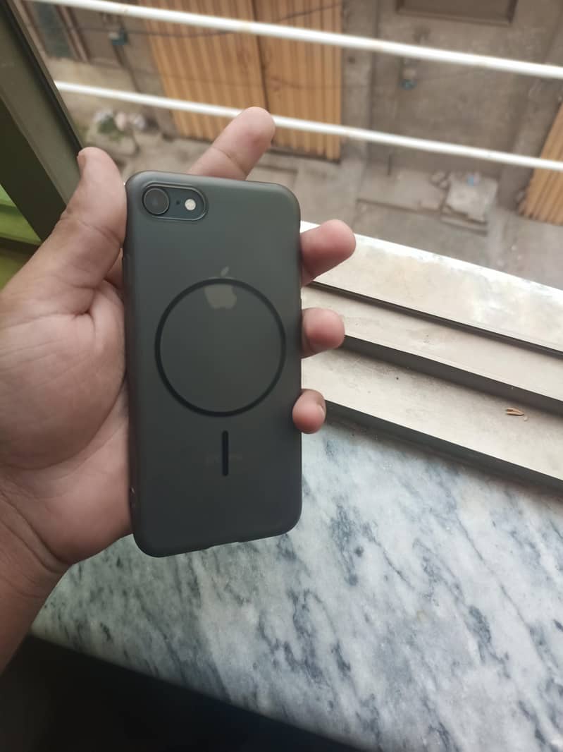Apple iPhone 8 2