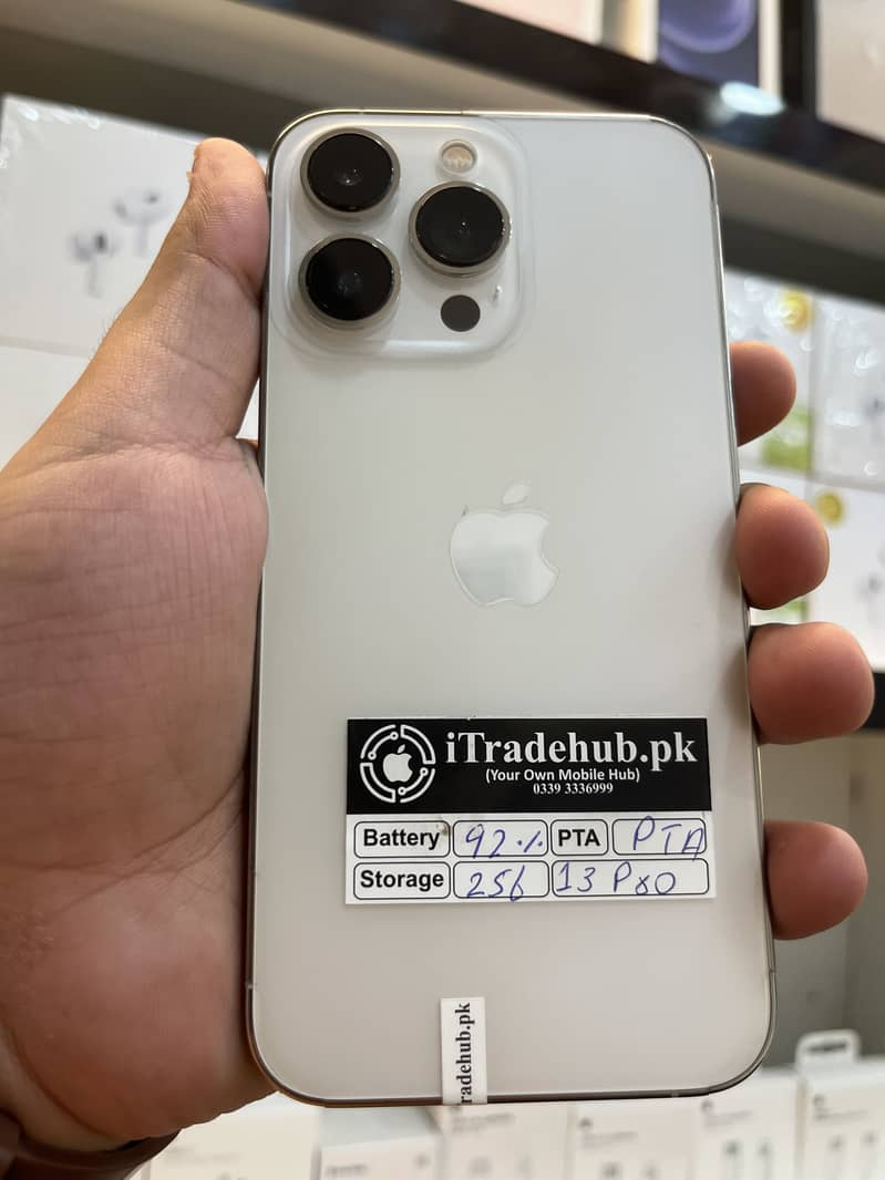 Apple iPhone 12 1