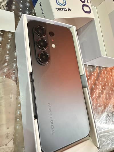 Tecno camon 50