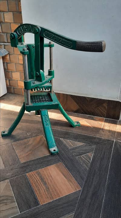 Heavy Duty Manual Fruit & Vegetable Cutter / Dicer – Iron Body
