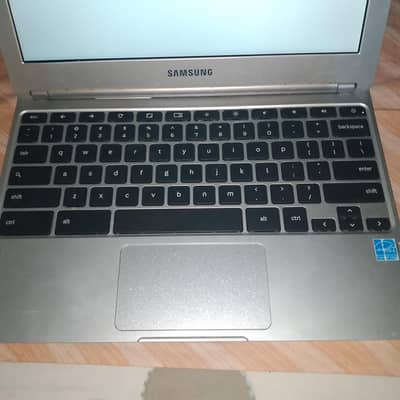 SAMSUNG CHROMEBOOK