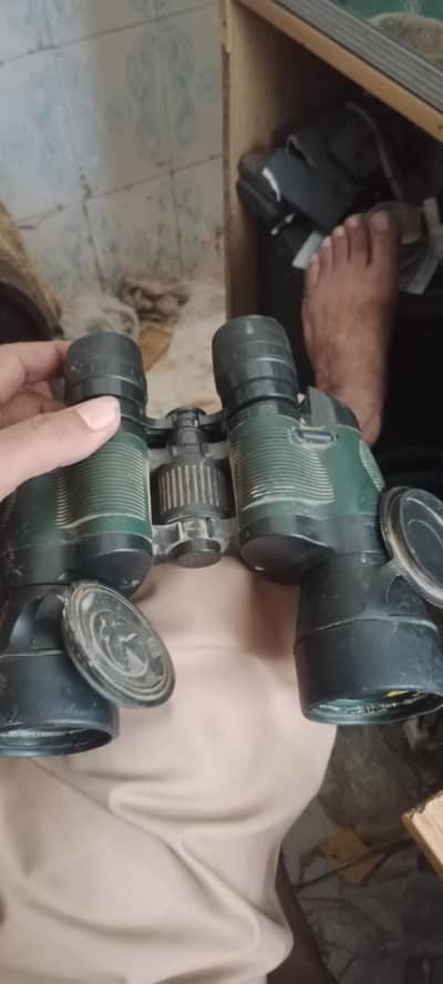 binocular door been russia