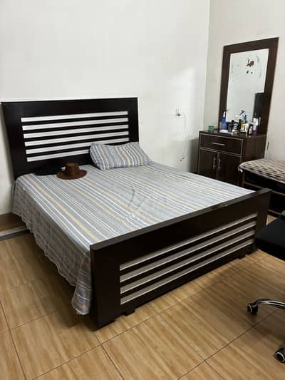 New Double bed size 61 x 72