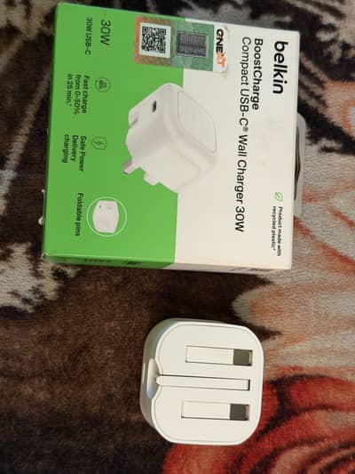 Belkin 30w charger with box apple