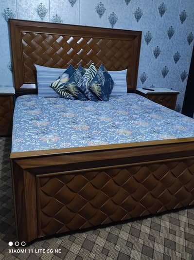 Wooden Bedroom Bed Set with Dressing Table & 2 Side Tables