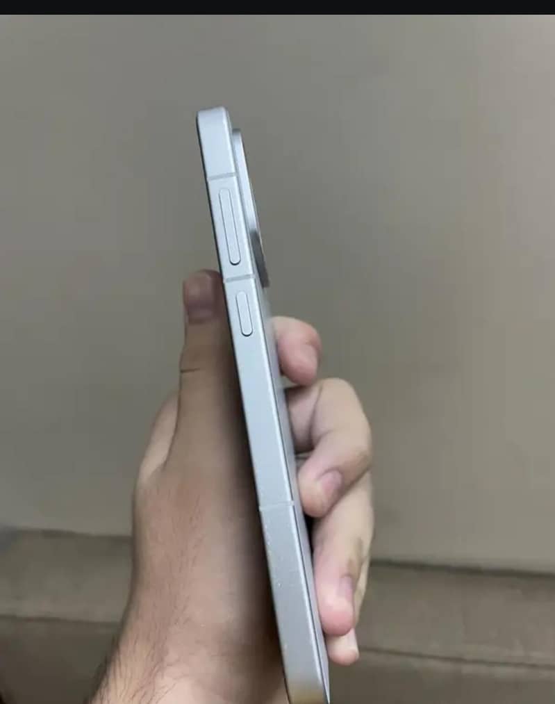 One Plus 13t 1