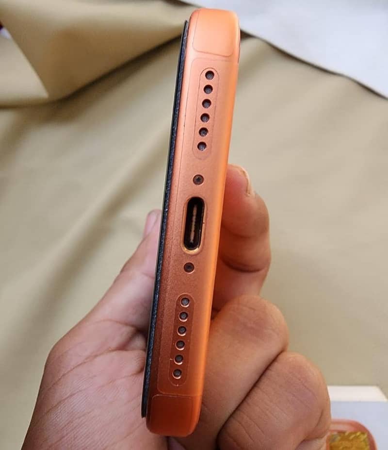 Apple iPhone 17 Pro Max 3