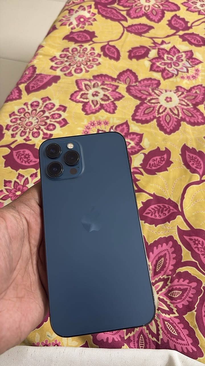 Iphone 12 pro max 2