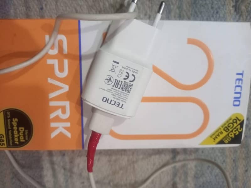 Tecno CAMON 20 1