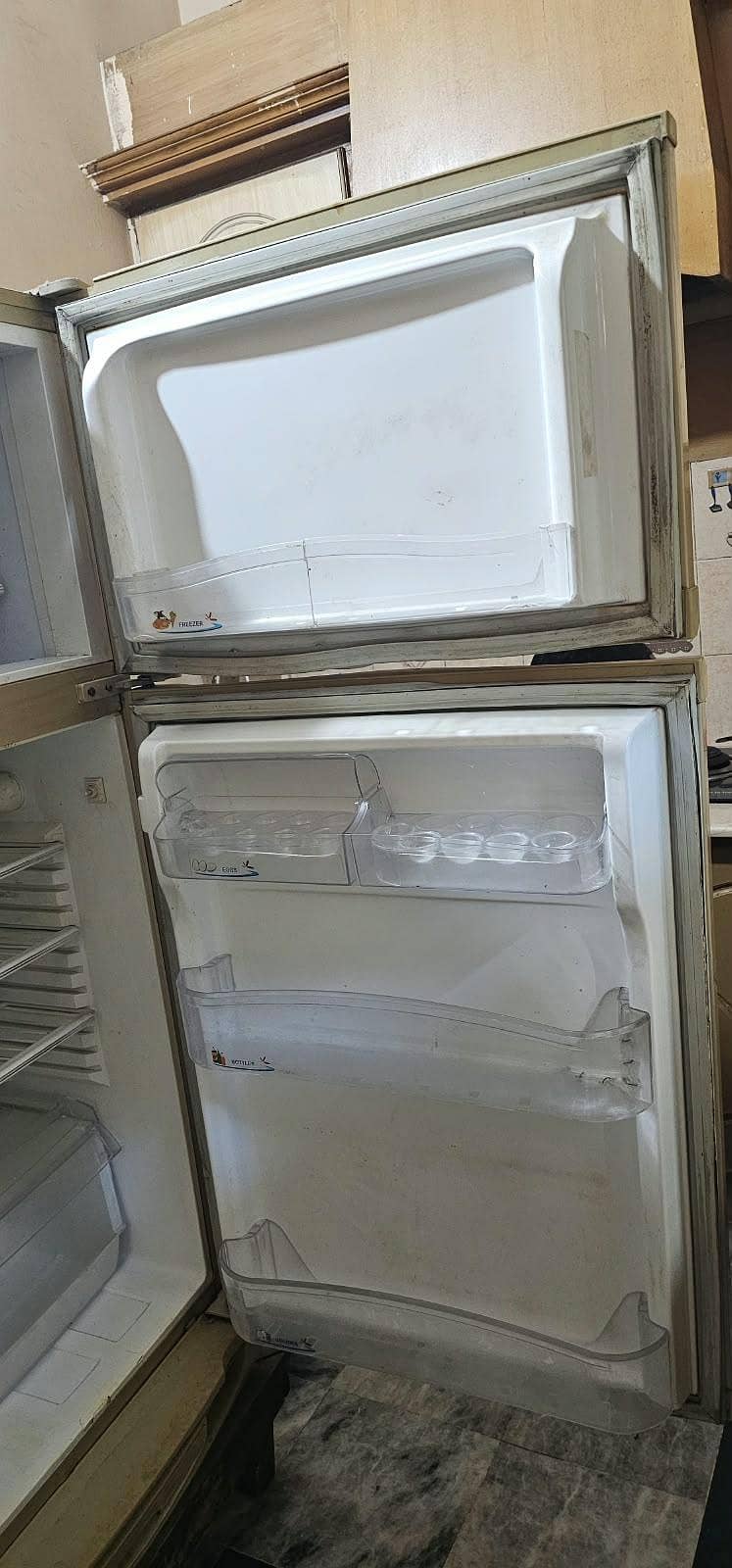PEL REFRIGERATOR 1