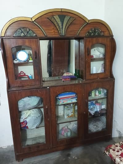 Dressing and Showcase Available for Sale