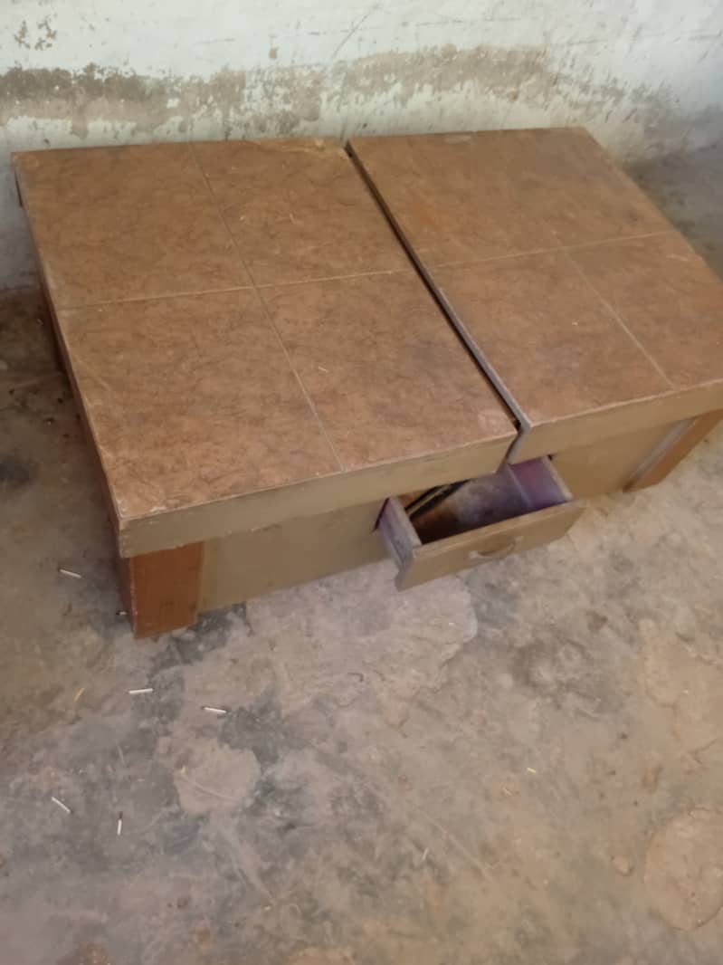 Drawing room table 0