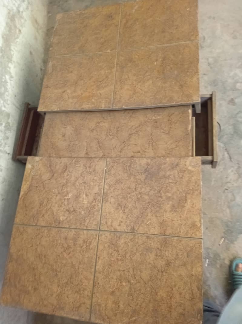 Drawing room table 1