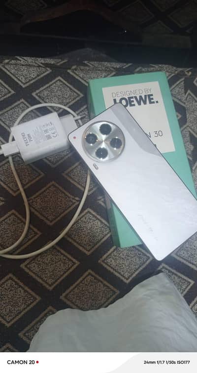 Tecno CAMON 30
