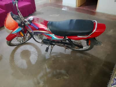 I'm selling Honda prider