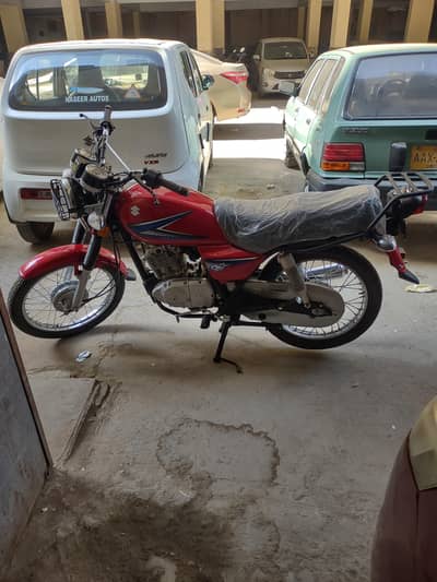 Suzuki gs 150 model 2015 2nd owner seald engin complete file