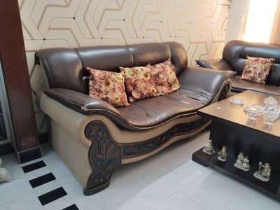 Leather sofa set
