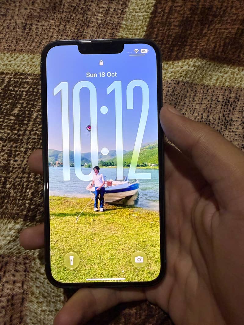 Apple iPhone 13 Pro 1
